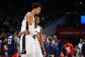 福克斯+文班+卡斯尔+哈珀!马刺确定未来架构 新赛季阵容啥水平?