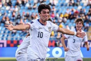 克雷马斯基双响!美国3-0击败意大利,晋级世青赛8强