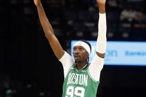 纳斯:布歇走到今天很不容易 他球风独特总是充满惊人的能量