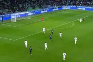 阔别世界杯16年！斯洛文尼亚惊天乌龙+7分钟2黄，提前1轮小组出局